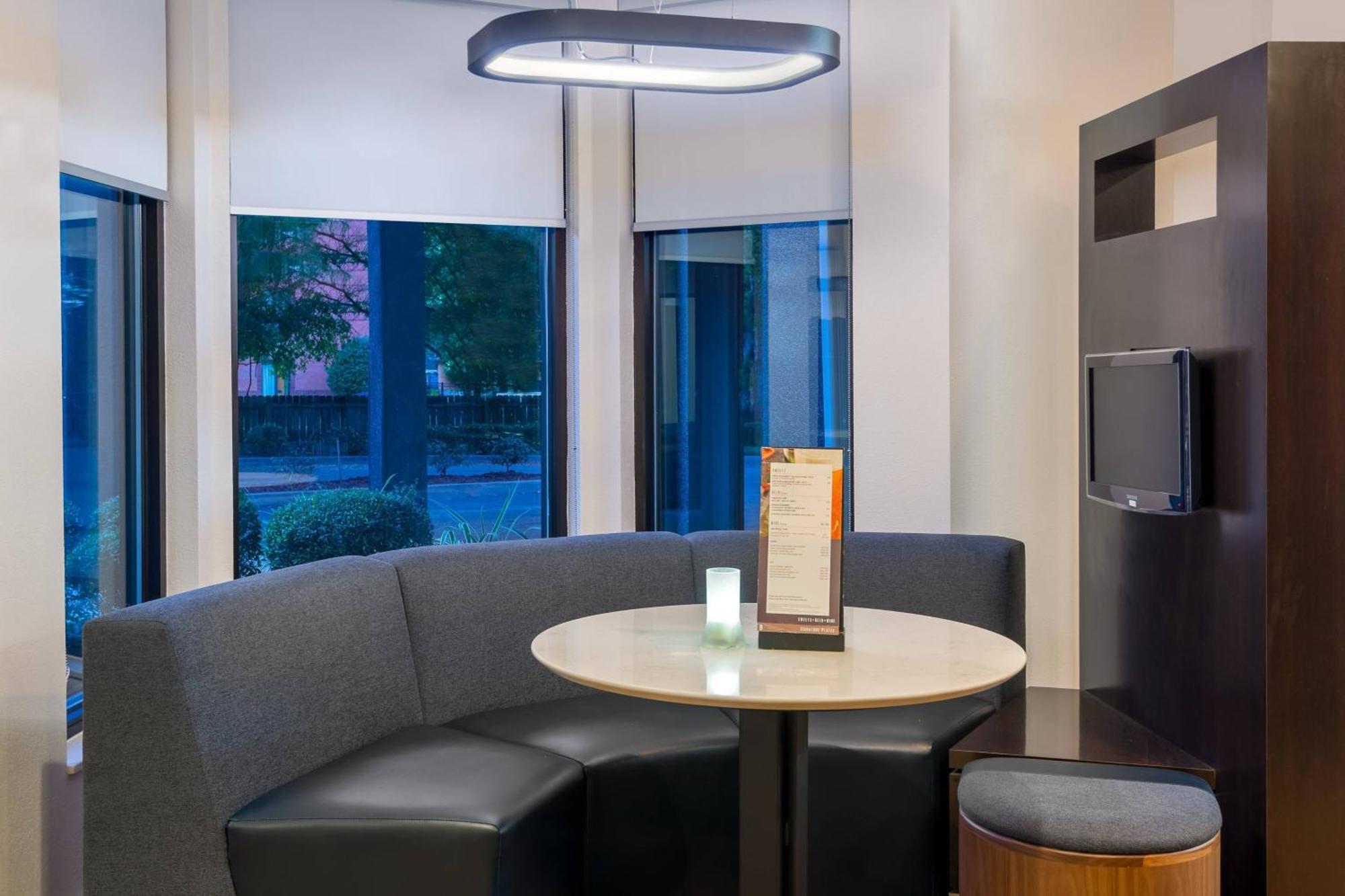 Courtyard Tallahassee North/I-10 Capital Circle Luaran gambar
